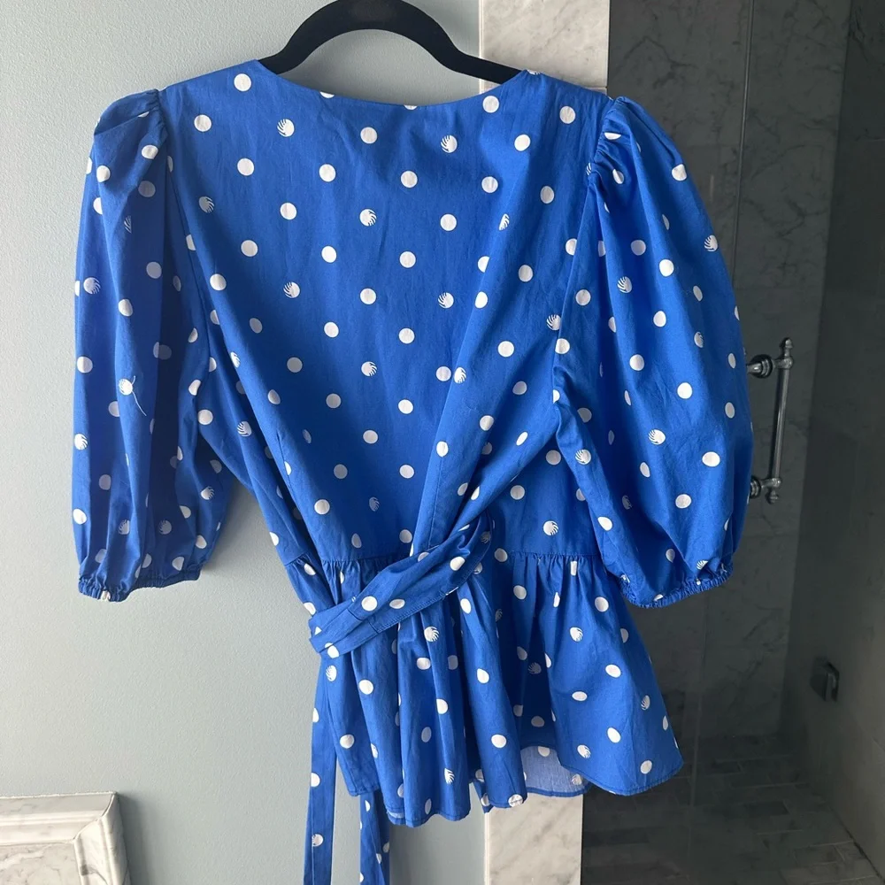 New with tags! Lilly Pulitzer Kara Cotton Wrap Top blue grotto hot spot size 12 - Picture 7 of 7